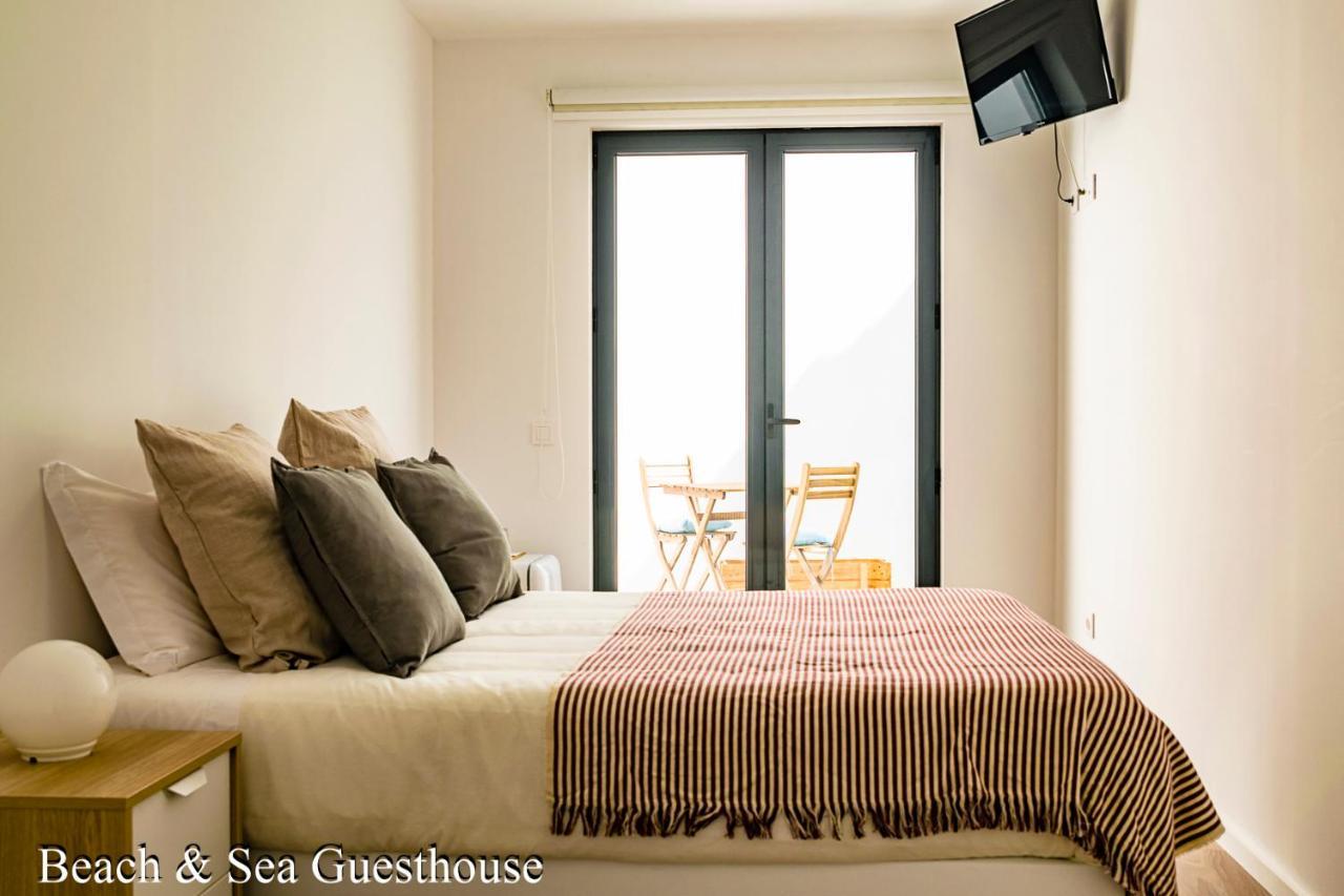 Beach & Sea Guesthouse Espinho  Bagian luar foto